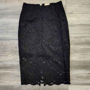 H&M • Lace Pencil Skirt